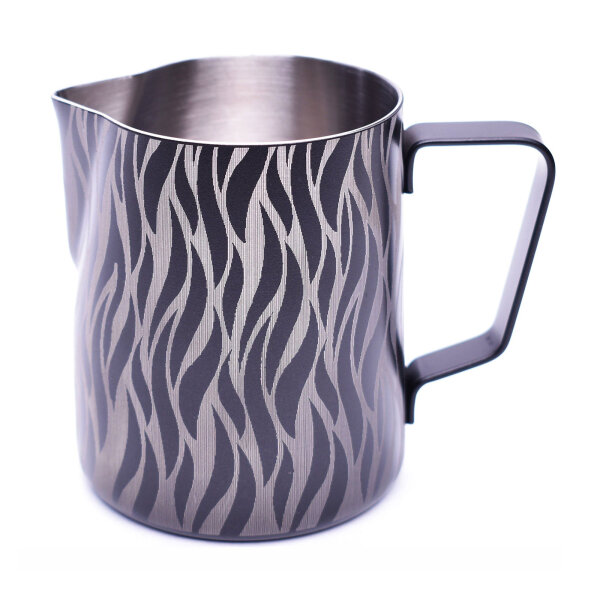 JoeFrex Milchkännchen 350 ml mit Flammen Grafik schwarz