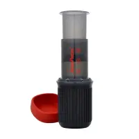 AeroPress Go Kaffeebereiter schwarz